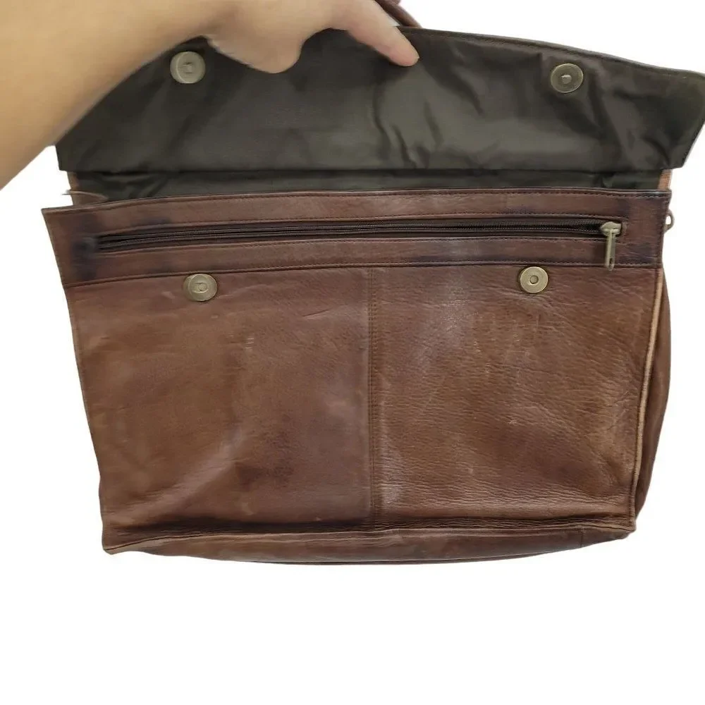 Vintage 80's Wilsons Leather Briefcase Leather Adventure Core Indian Jones Brown